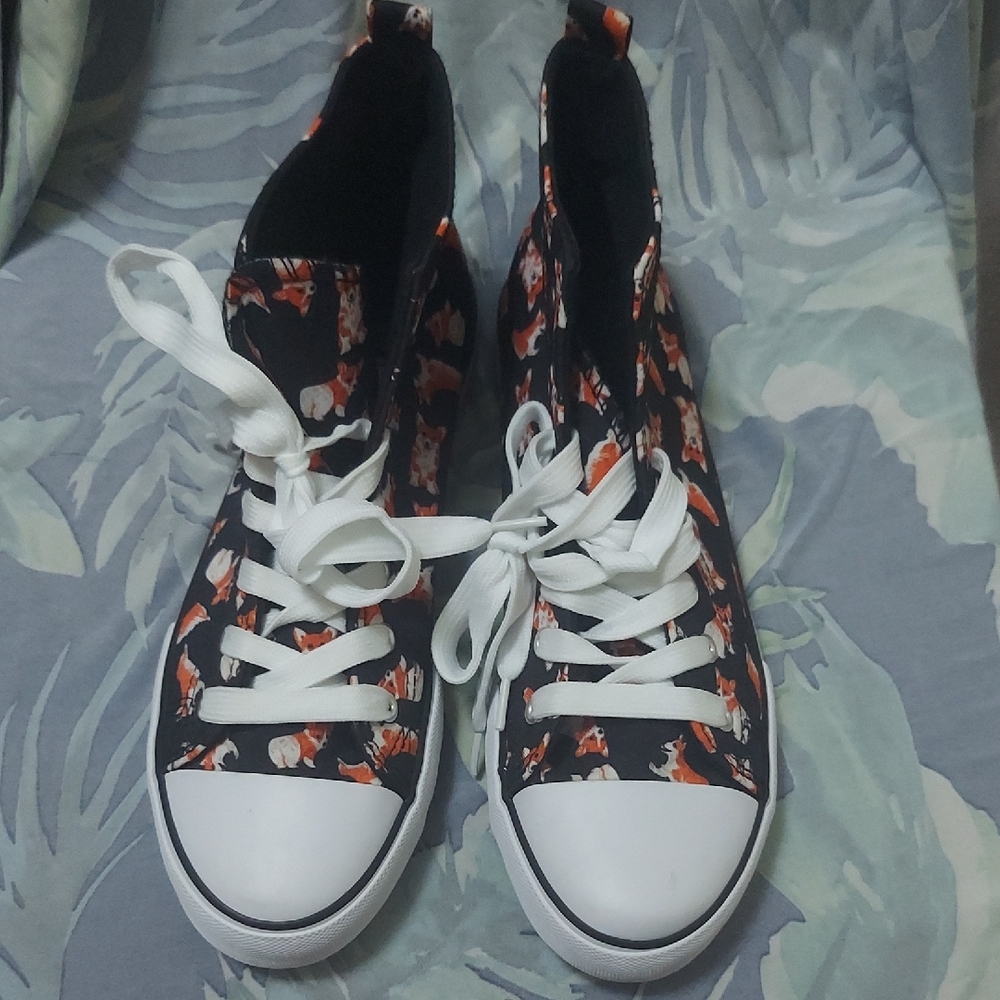 Corgi Pattern  High-Top Sneakers